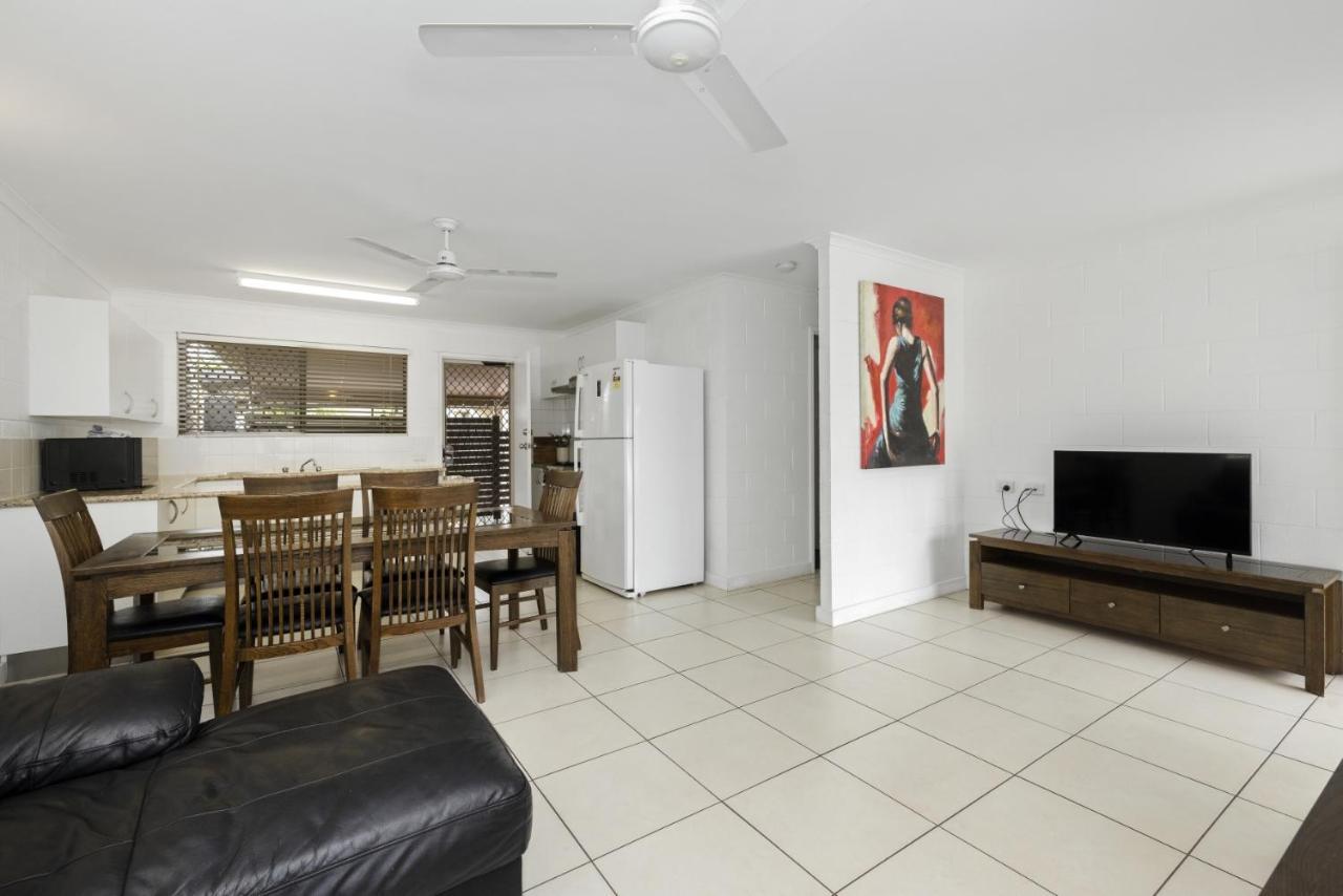 Holiday Aparthotel
